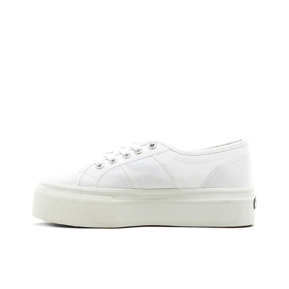 NEVER WORN WHITE PLATFORM SUPERGAS!!!!! Sold out literally everywhere! 💌 - Picture 2 of 8